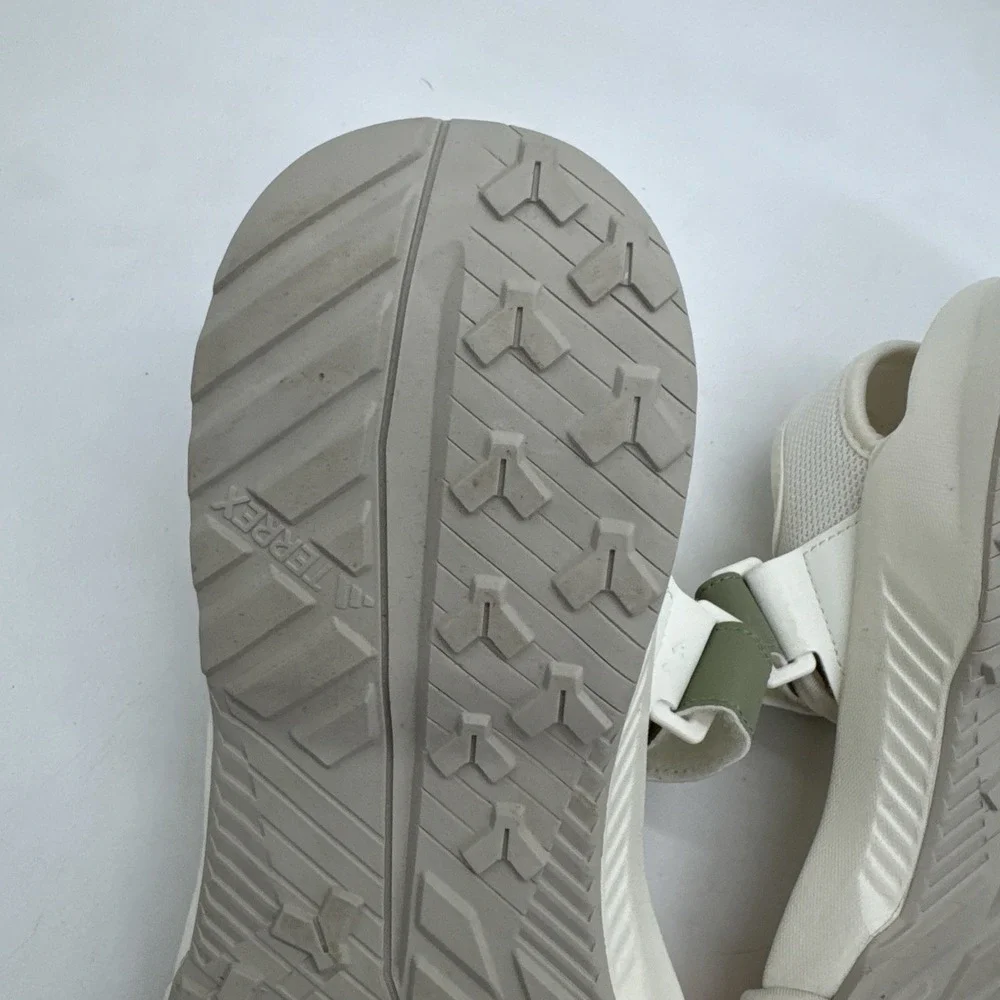 adidas Terrex Hydroterra Sandals Men's 9 Off White Beige Water Hiking JR8410